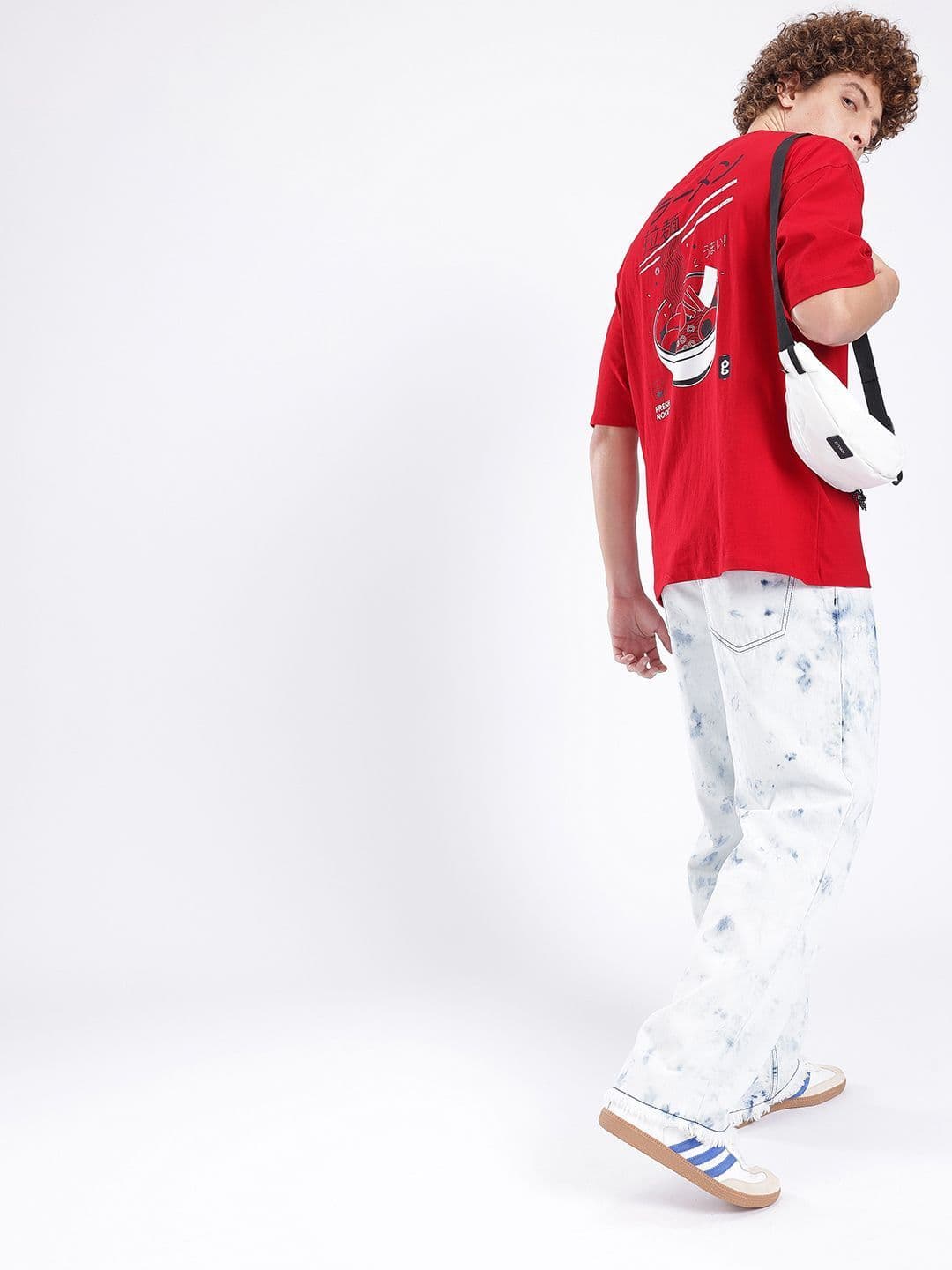 glitchez Men Graphic Printed Oversized T-shirt thumbnail 6