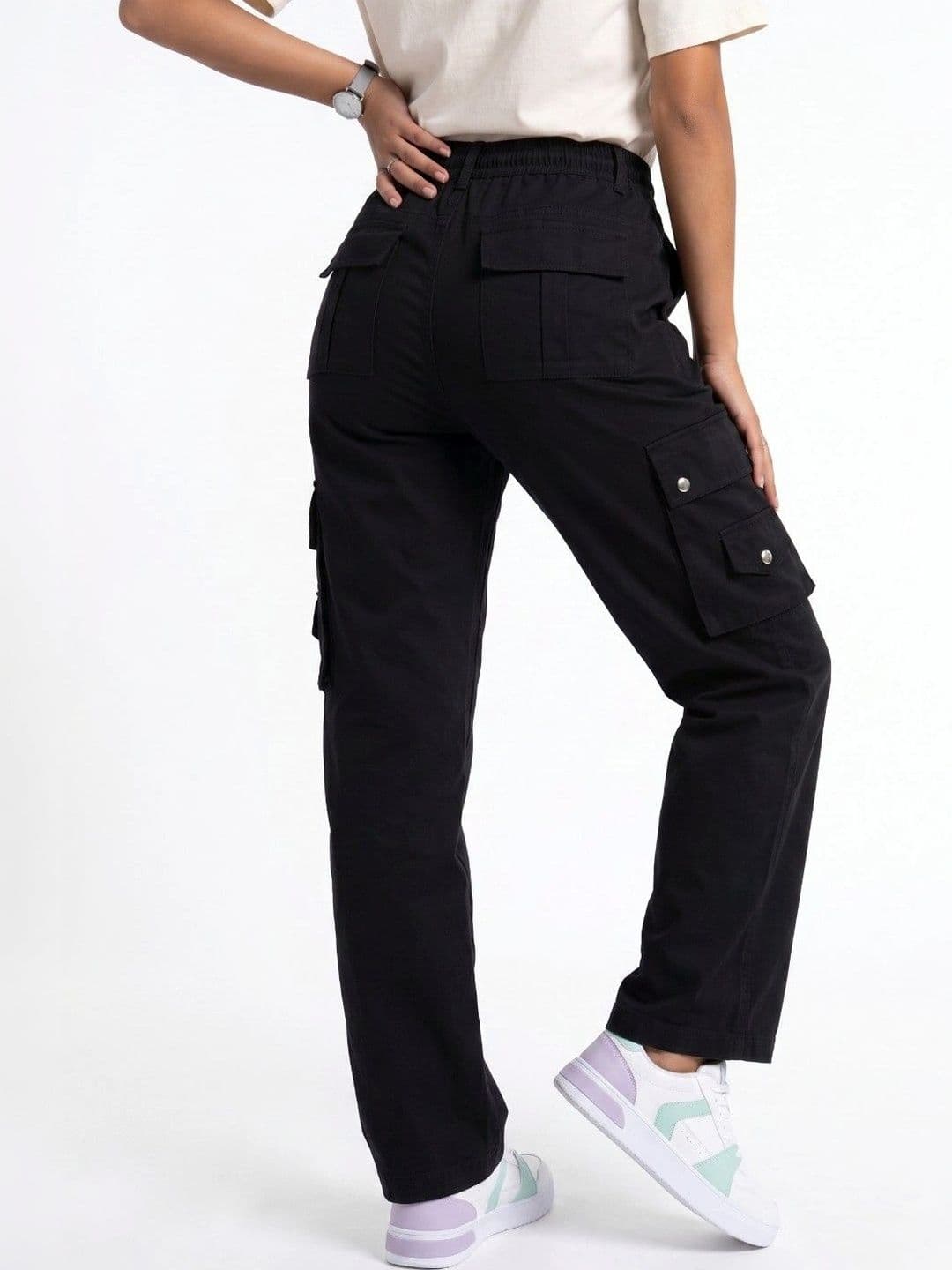 SZN Women Classic Relaxed Fit Mid-Rise Stretchable Jeans thumbnail 4
