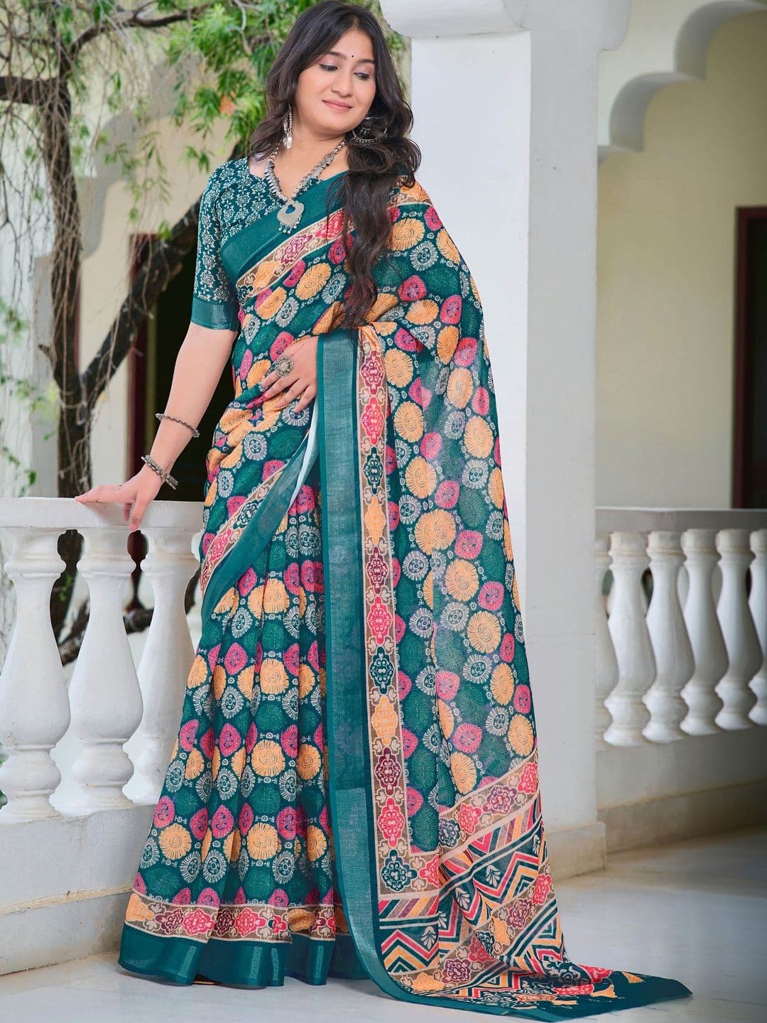 Maroosh Floral Saree thumbnail 6