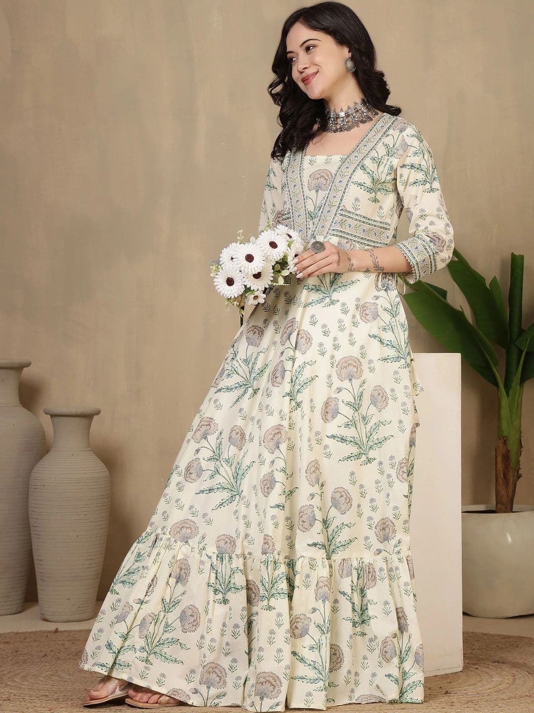 Sangria Women Floral Printed Floral Anarkali Kurta thumbnail 5
