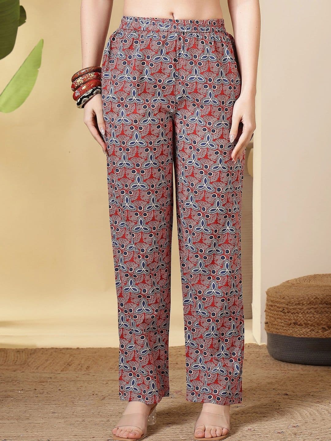 Sangria Women Ethnic Motifs Printed Tiered Pure Cotton Kurta with Trousers & With Dupatta thumbnail 4