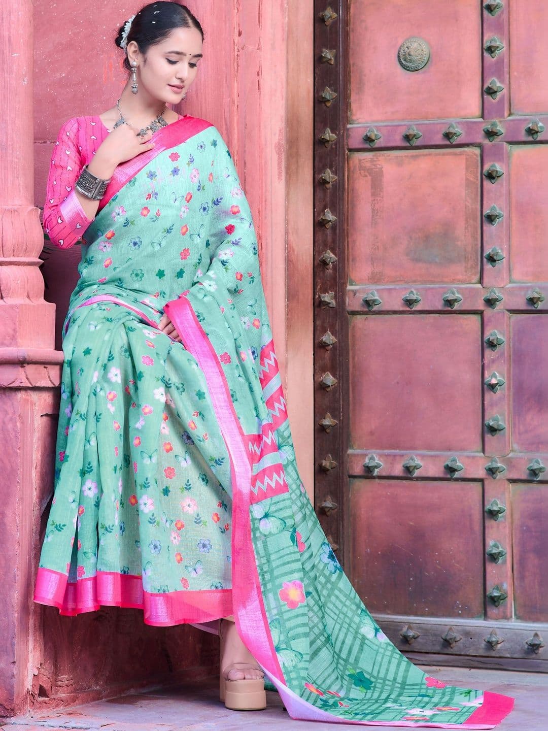 Maroosh Floral Saree thumbnail 7