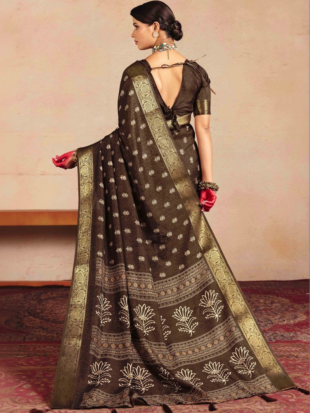 ELINA FASHION & HOME Woven Design Zari Silk Blend Designer Banarasi Saree thumbnail 5