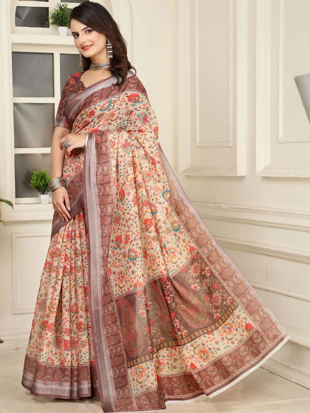 MANVAA Floral Saree thumbnail 2