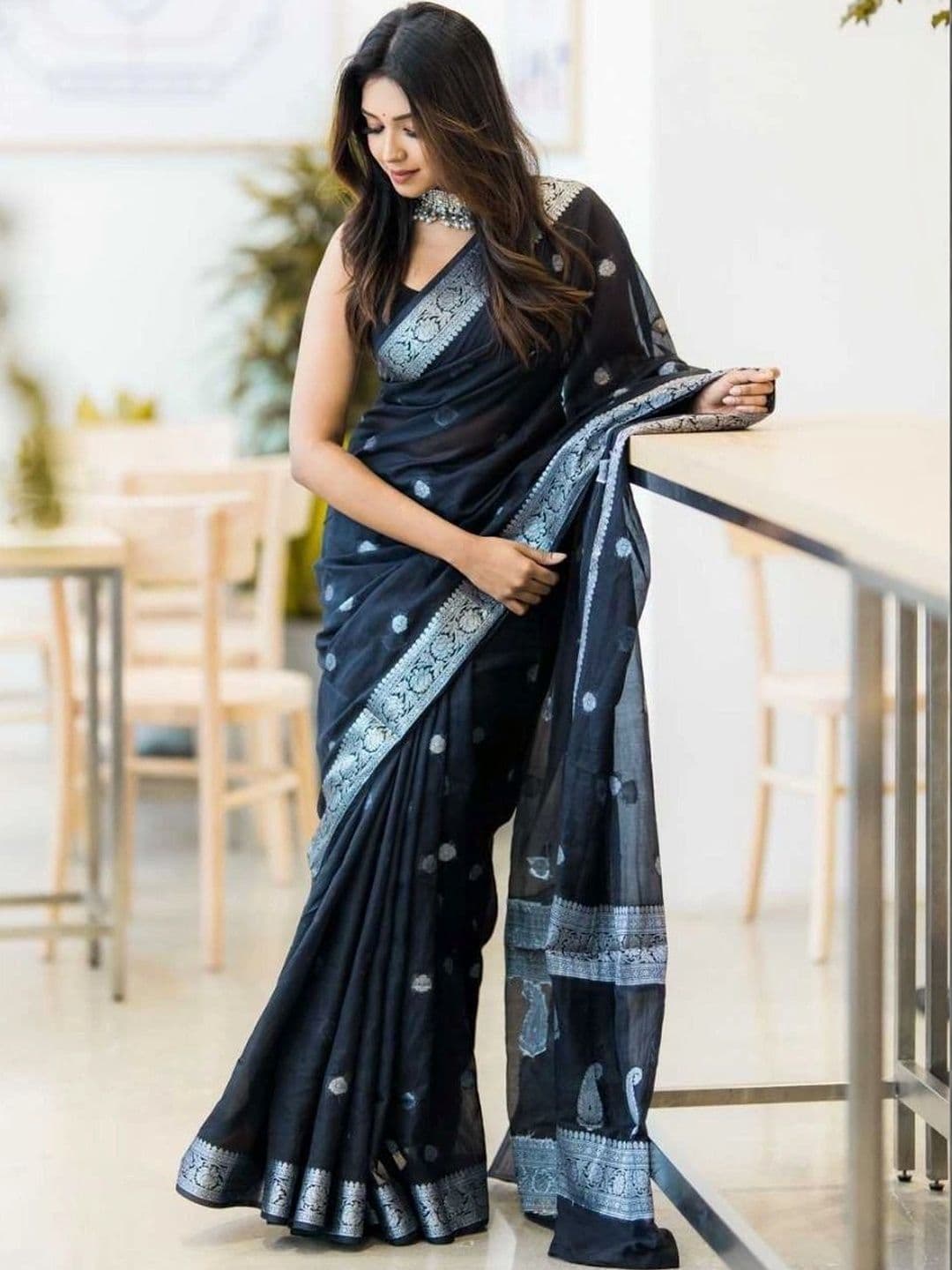 Mitera Woven Design Zari Silk Blend Banarasi Saree - view 1