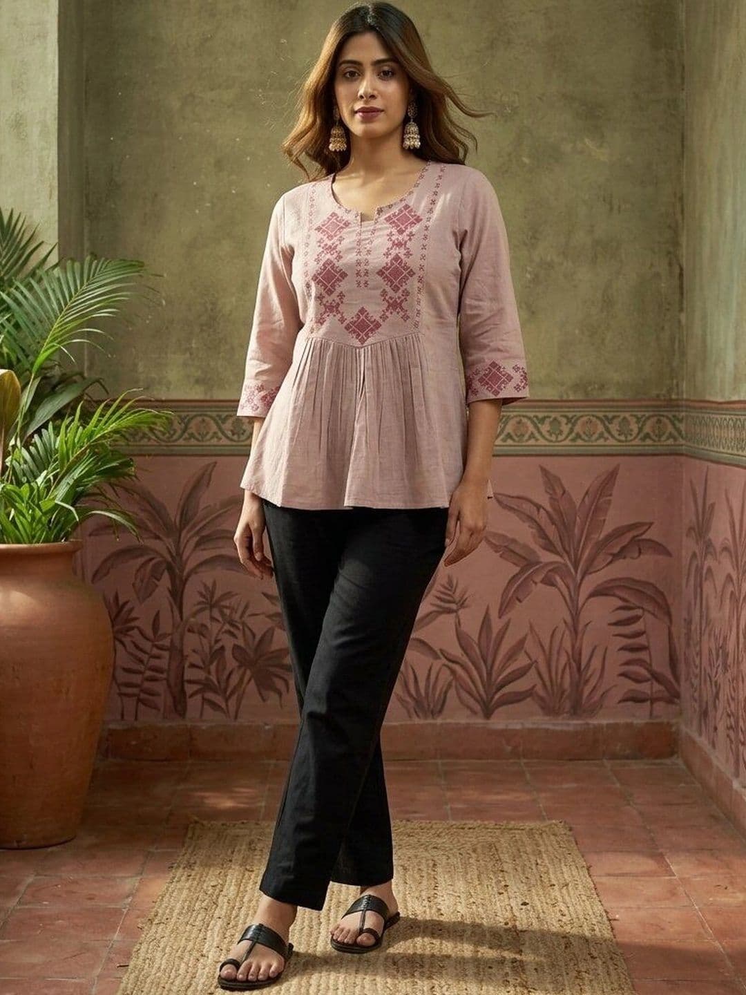 Sangria Ethnic Motifs Embroidered V-Neck Pure Cotton Empire Kurti thumbnail 2