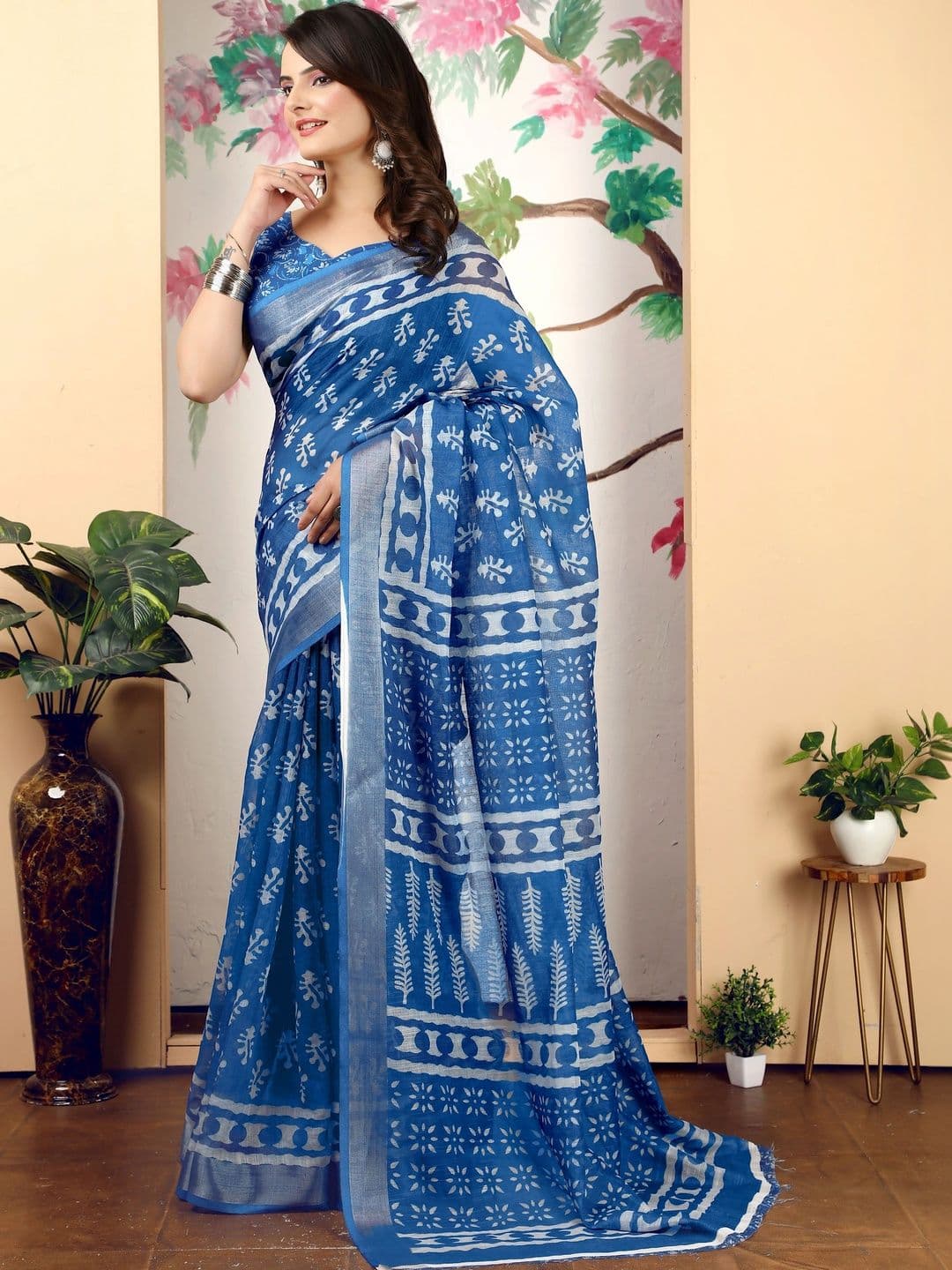 HERE&NOW Women Blue Cotton Linen Saree thumbnail 6