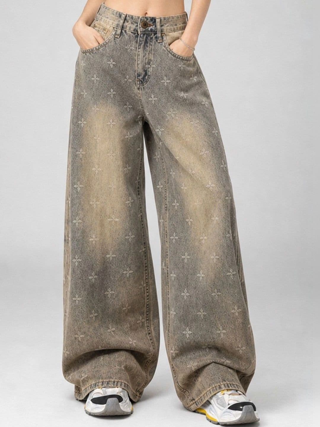 Suo Women Mid-Rise Low Distress Stretchable Jeans thumbnail 5