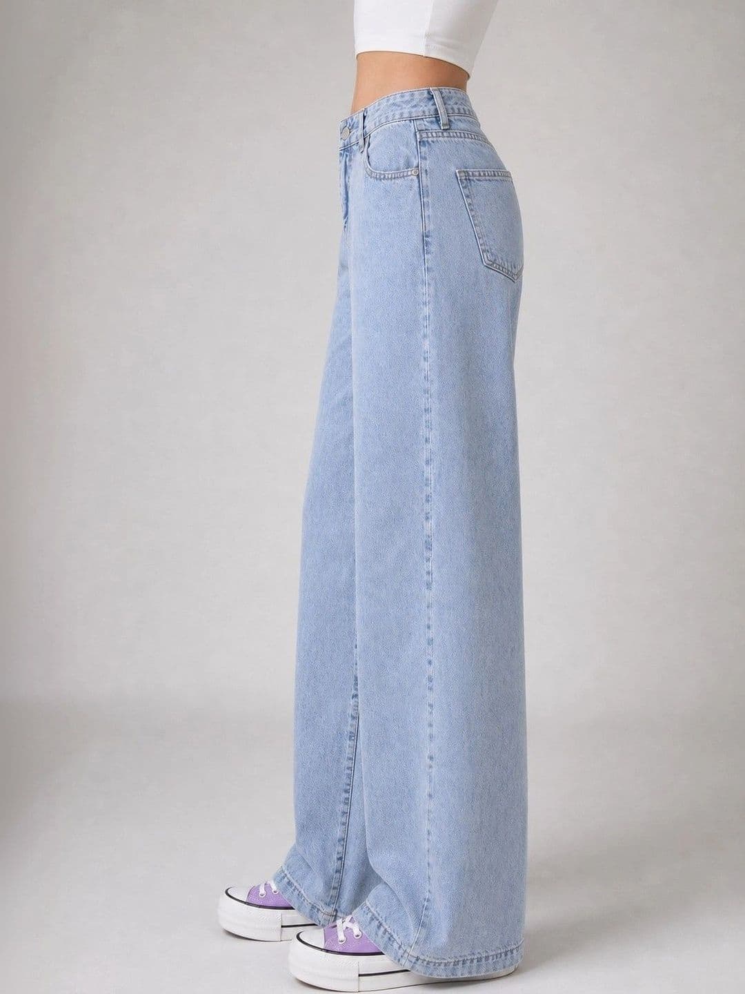 Suo Women Straight Fit Mid-Rise Jeans thumbnail 6
