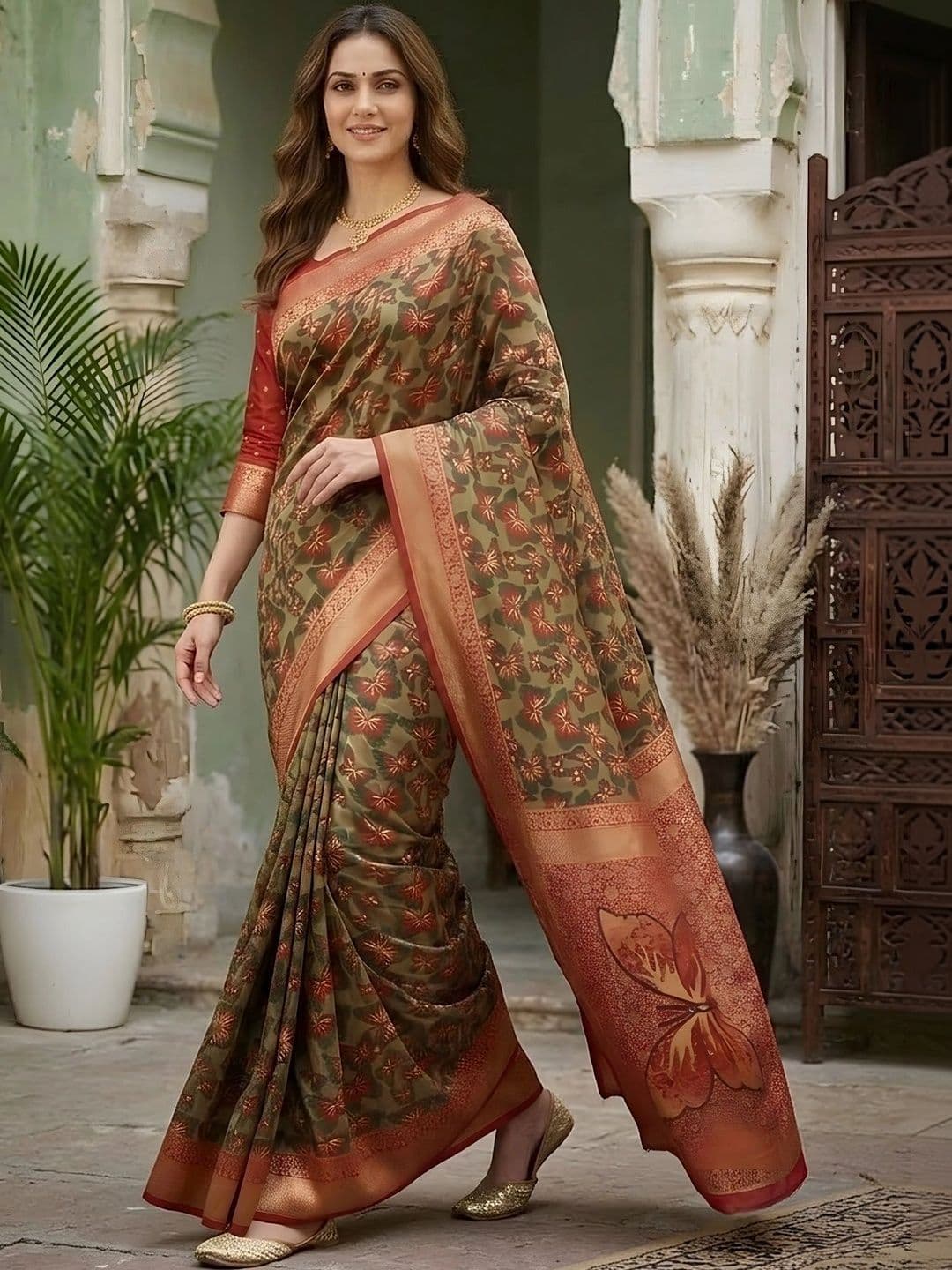 Urbanari Woven Design Zari Silk Blend Saree - view 1