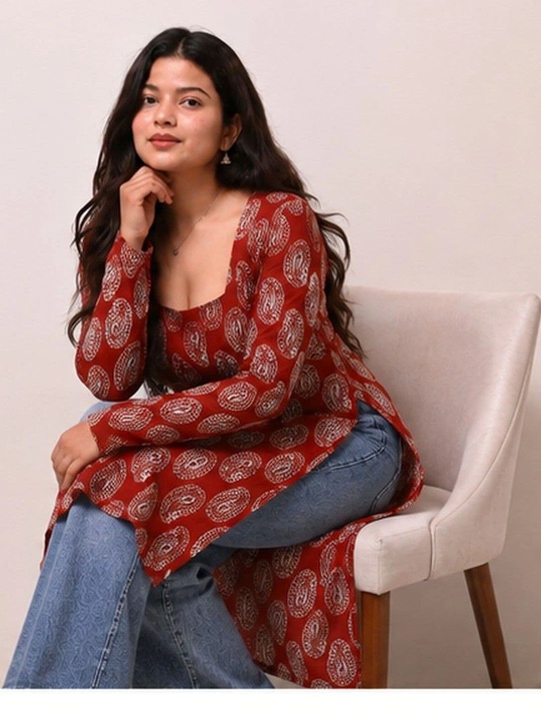 SHRISTHVAN Women Paisley Printed Kurta thumbnail 2