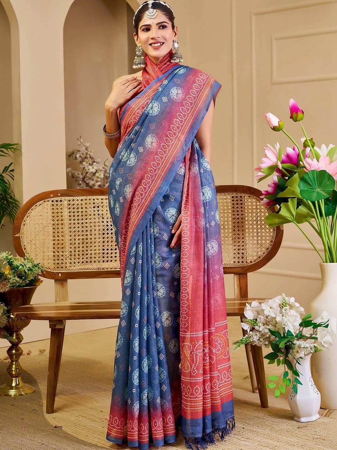 Maroosh Women Batik Silk Cotton Handloom Saree thumbnail 6