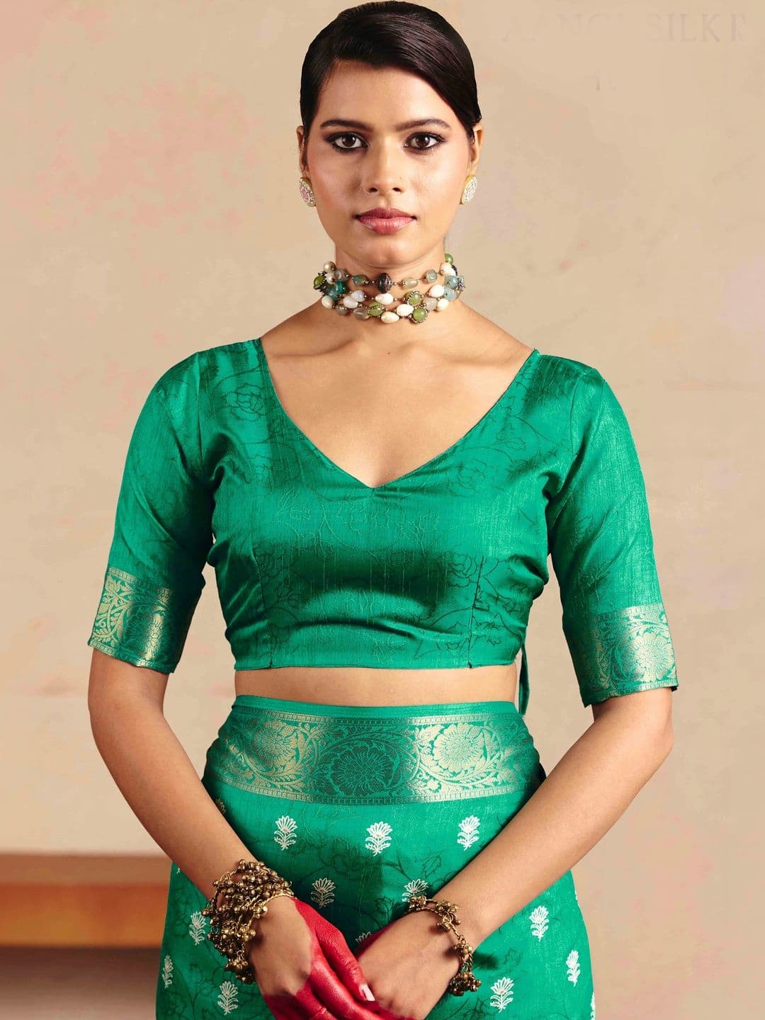 ELINA FASHION & HOME Woven Design Zari Silk Blend Designer Banarasi Saree thumbnail 2