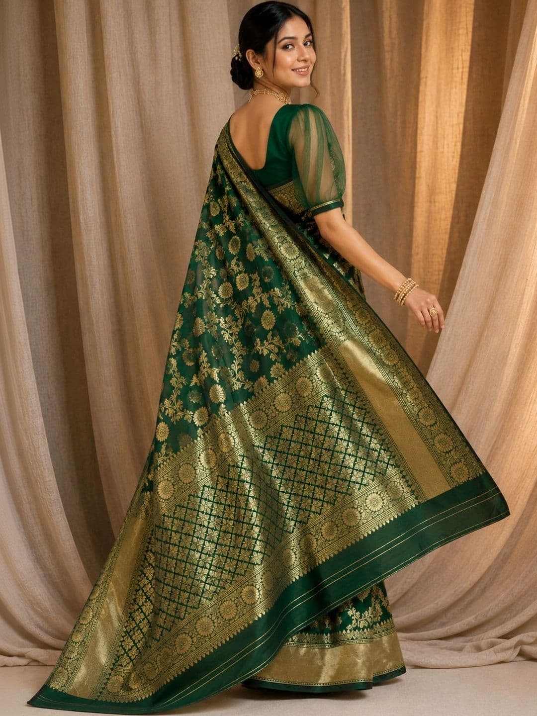 House of Pataudi Women Woven Design Zari Silk Blend Banarasi Saree thumbnail 3