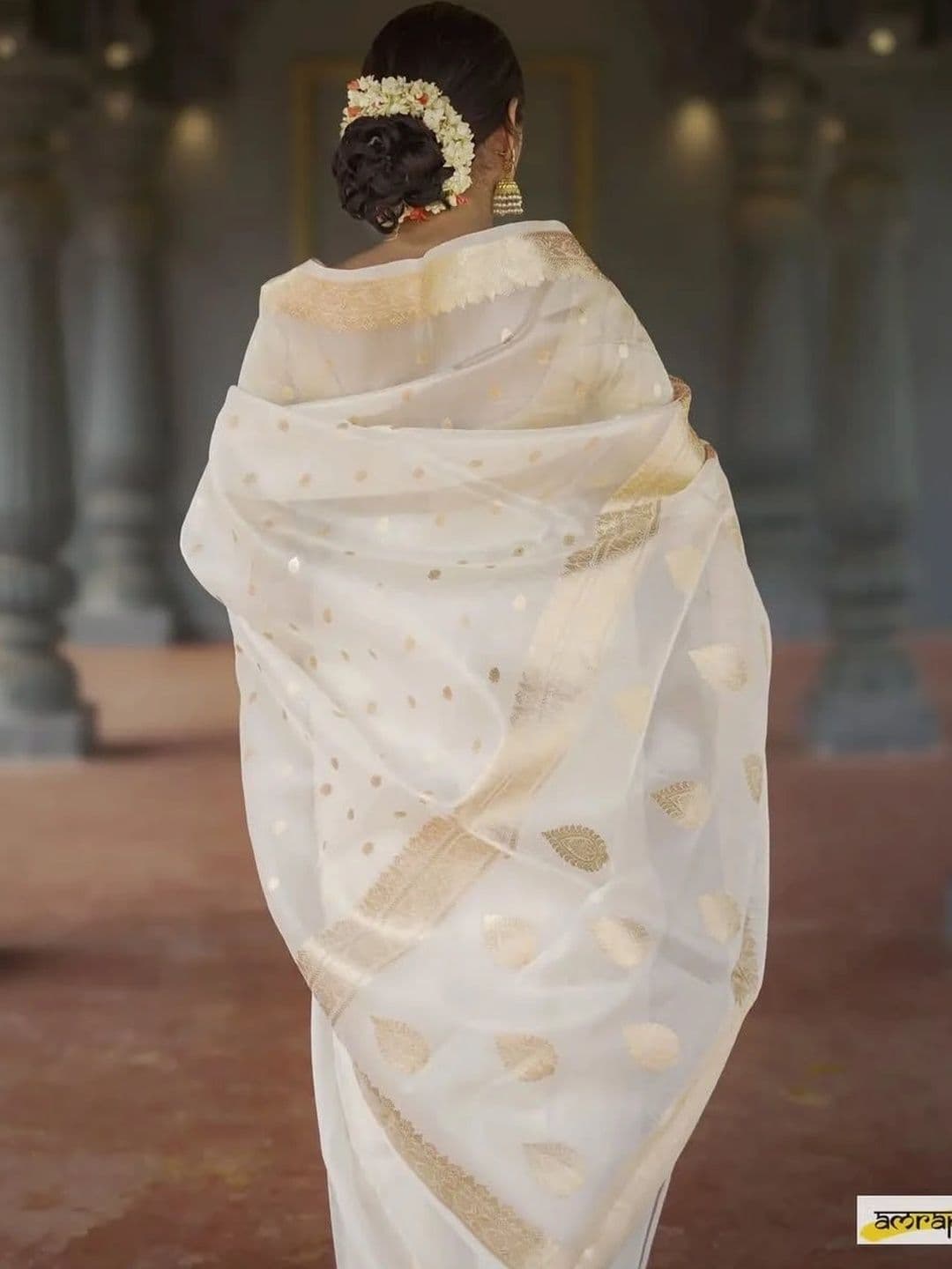 HERE&NOW Woven Design Zari Banarasi Saree thumbnail 5