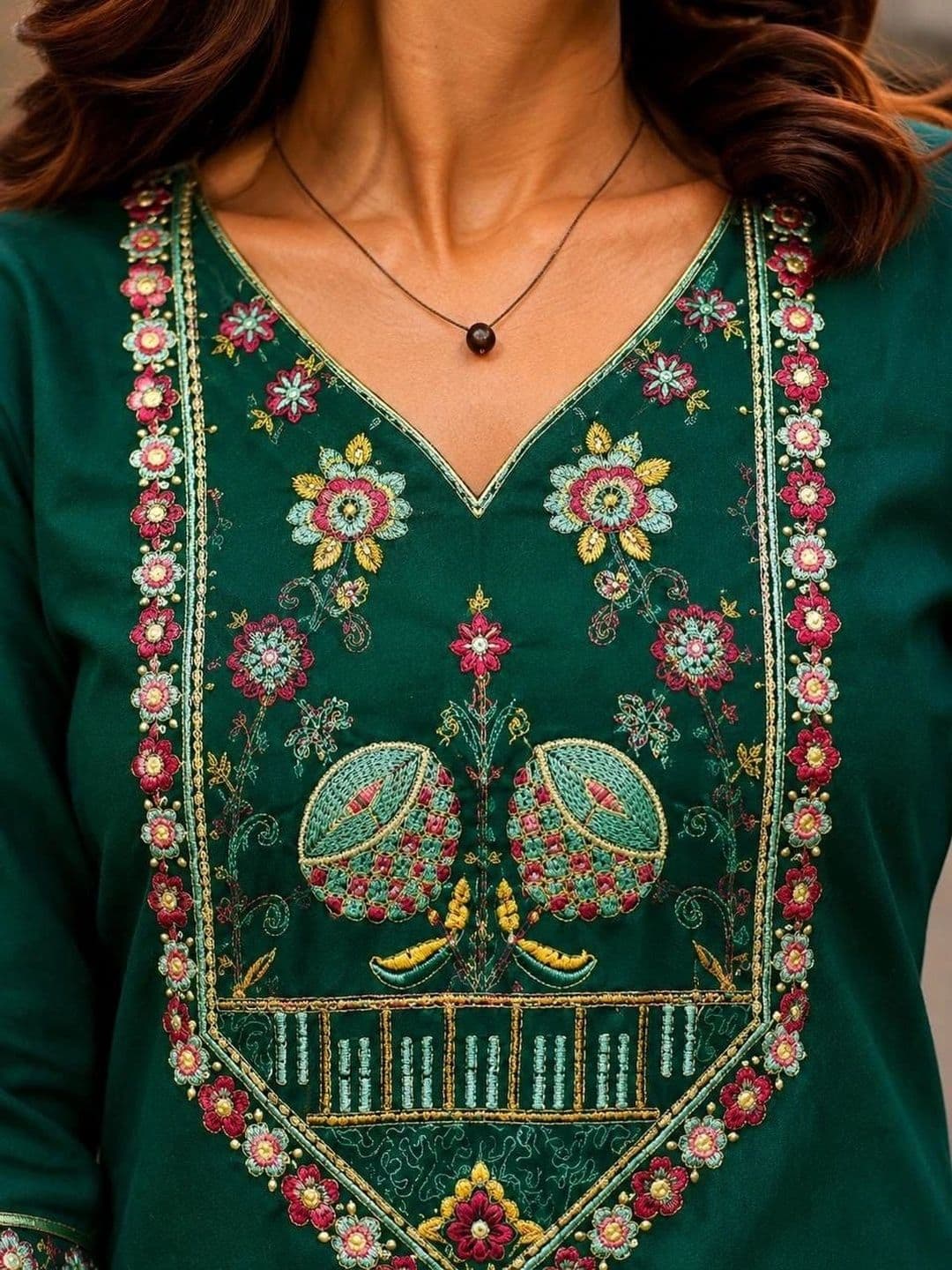 B&B Fashion Women Ethnic Motifs Embroidered Regular Thread Work Pure Cotton Kurta with Palazzos thumbnail 2