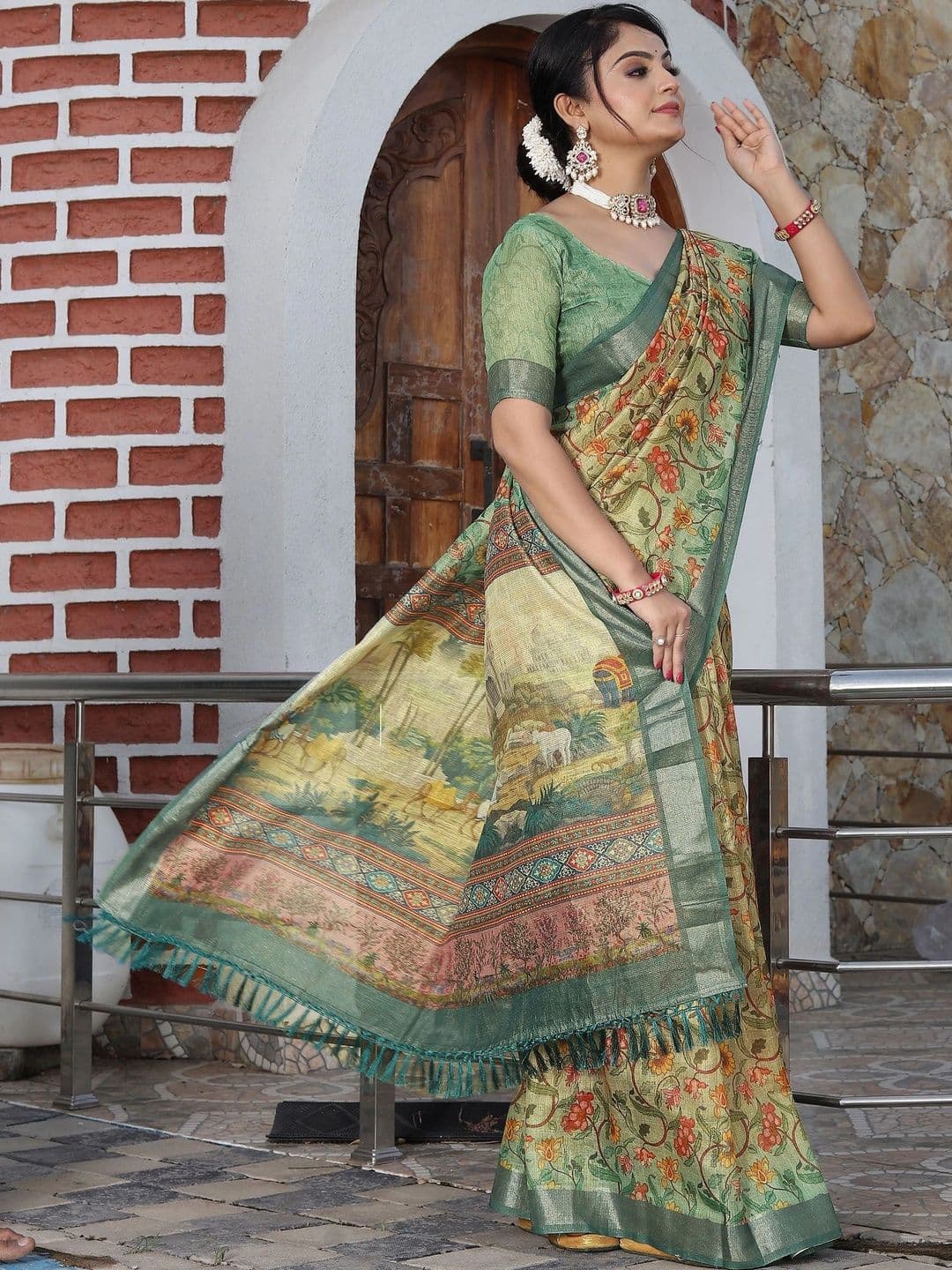 MANVAA Women  Floral Silk Cotton Handloom Saree thumbnail 3