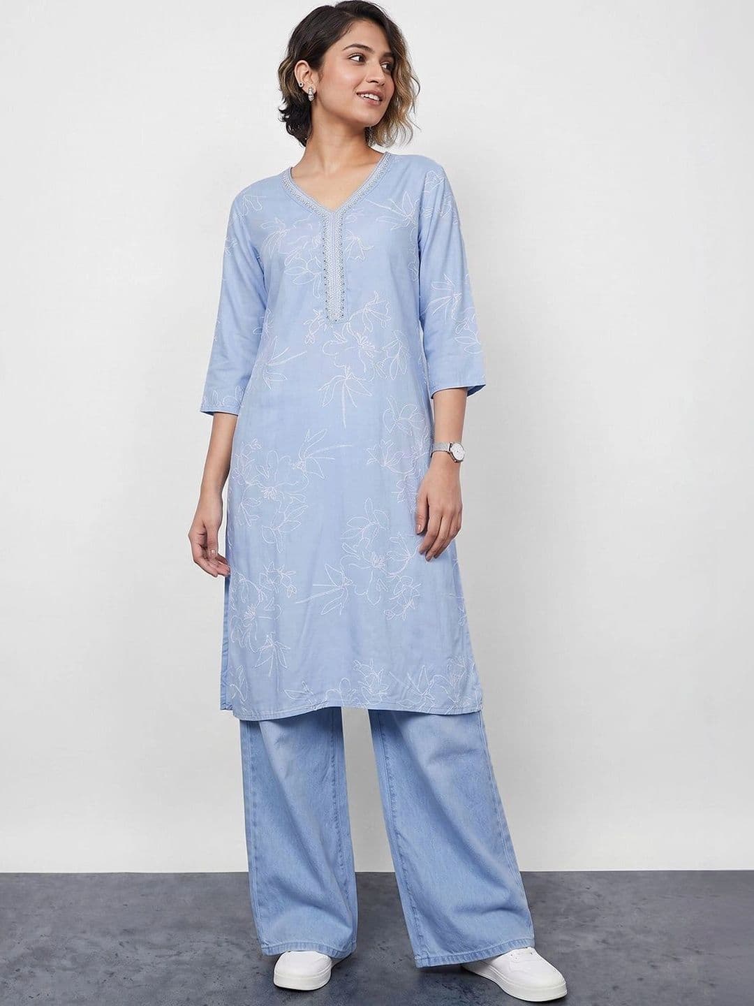 Melange by Lifestyle Women Floral Embroidered Thread Work Floral Kurta thumbnail 3