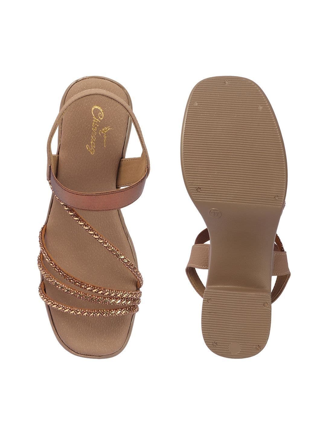 CHINRAAG Textured Block Sandals thumbnail 6