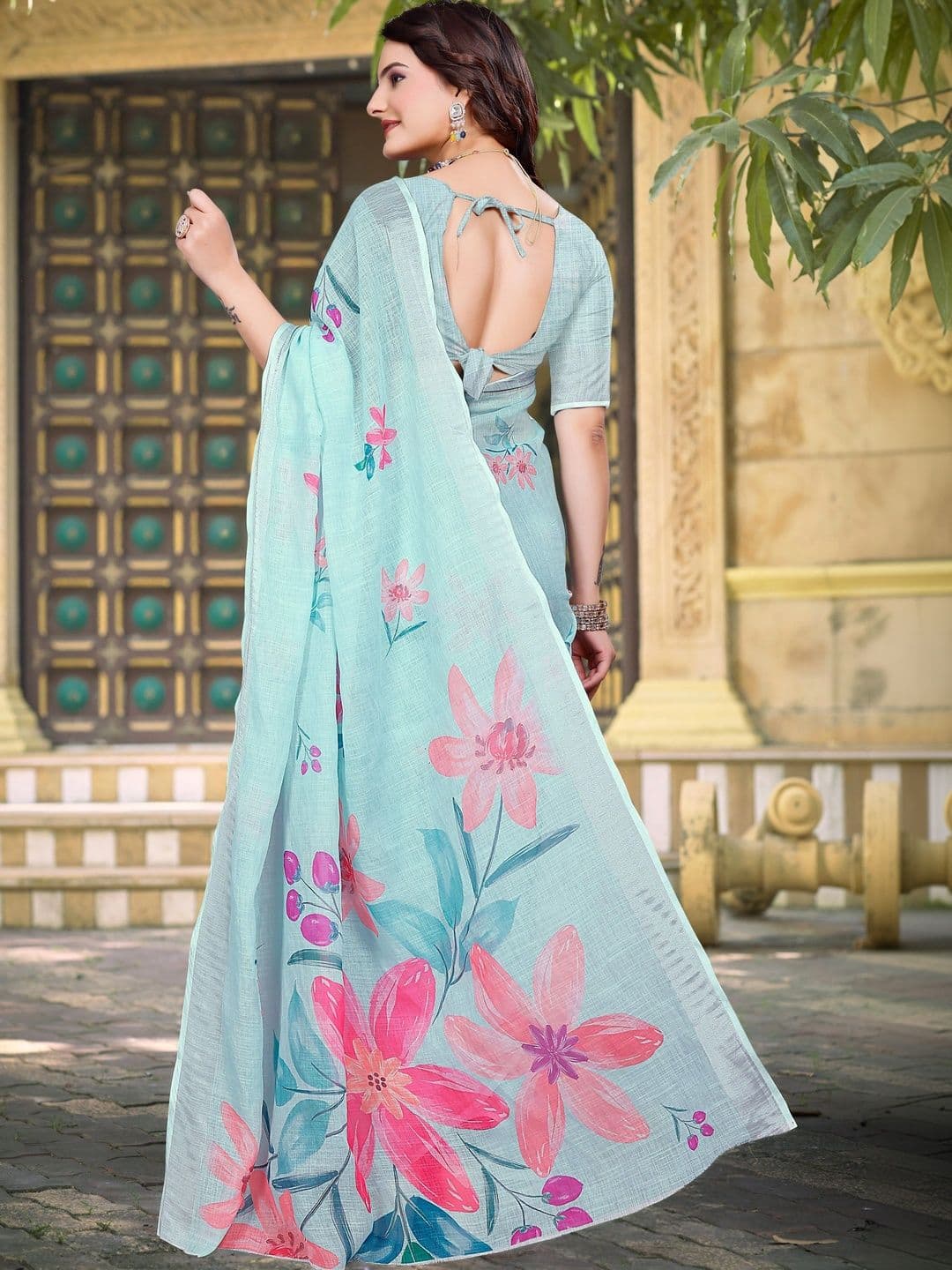 Maroosh Floral Saree thumbnail 3