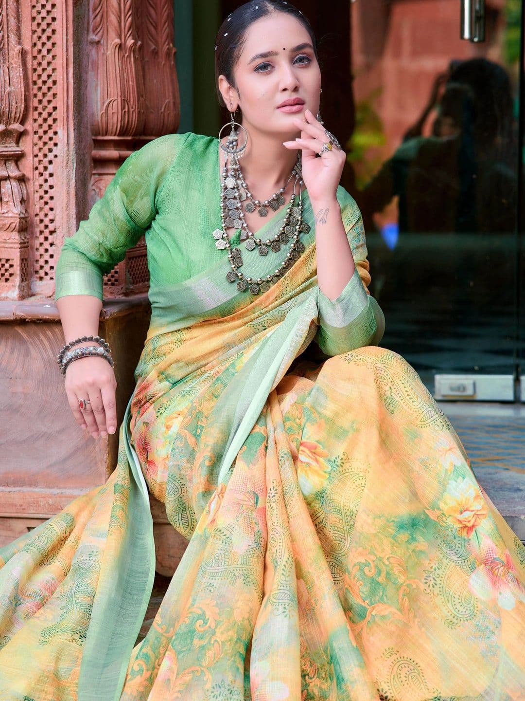 Maroosh Floral Saree thumbnail 6