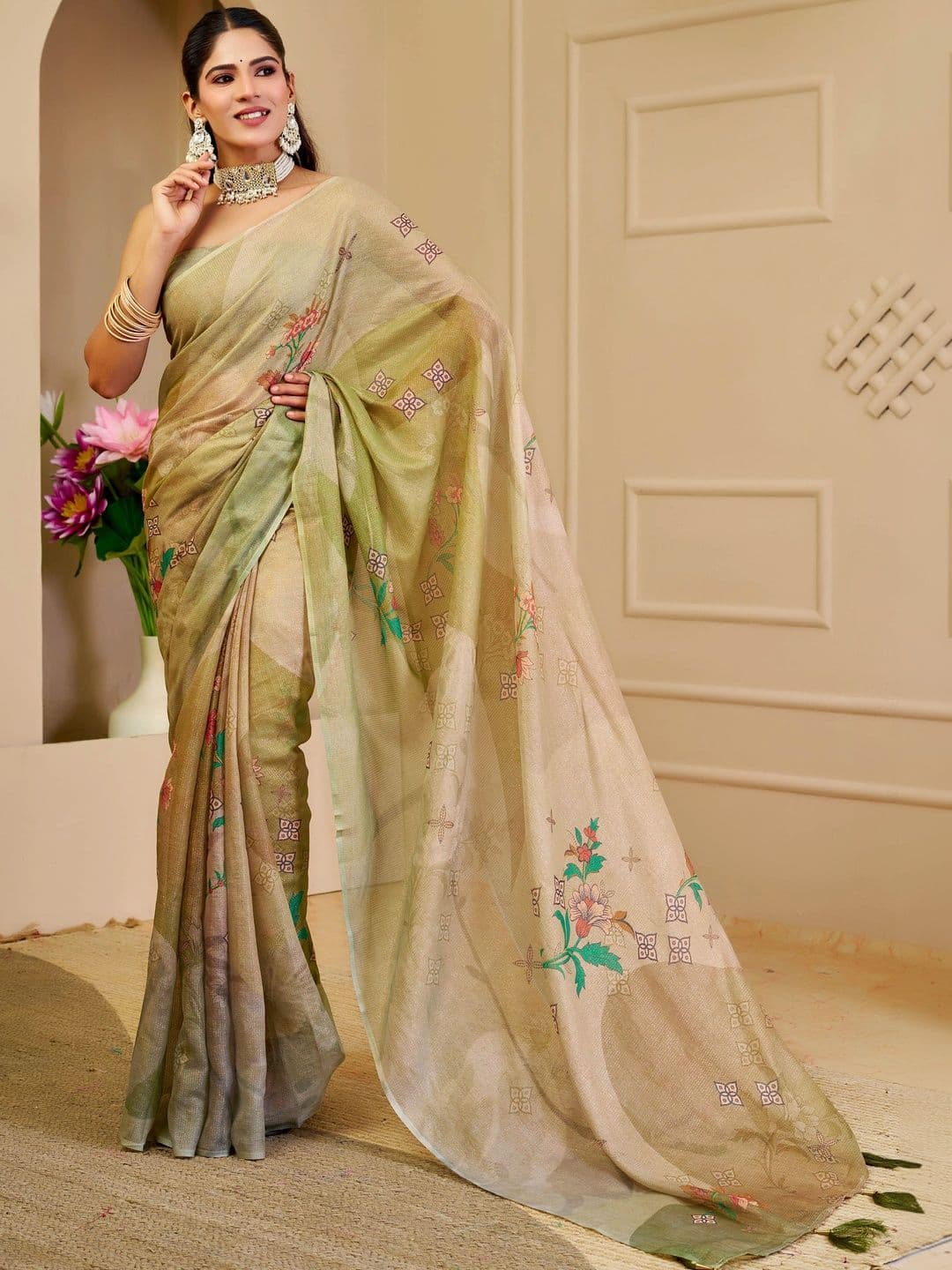 Maroosh Floral Silk Cotton Handloom Saree - view 1