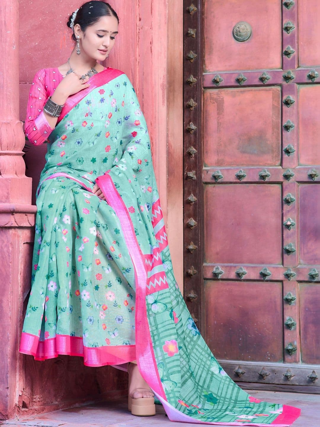 MANVAA Floral Saree thumbnail 5