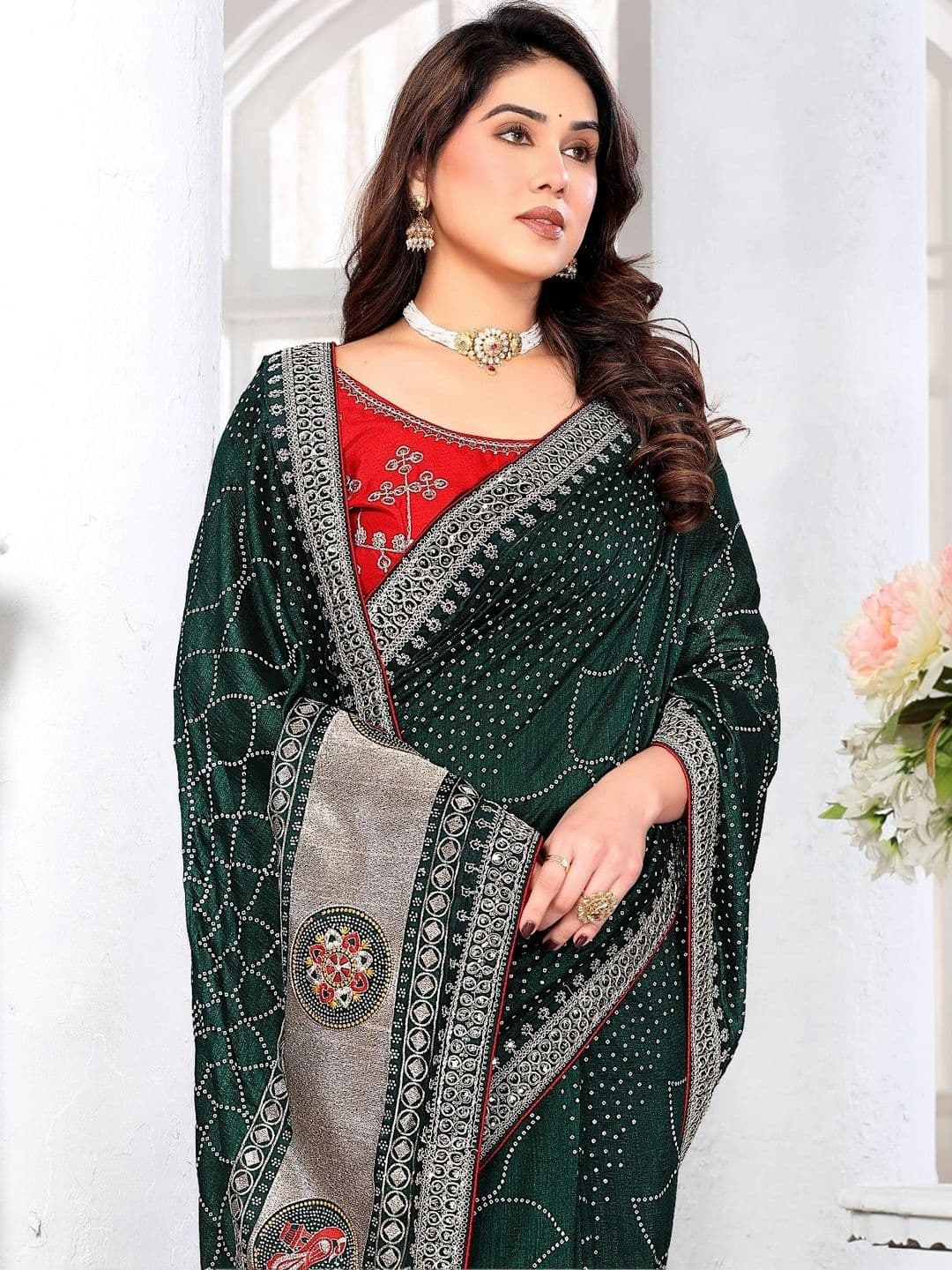 SmileyFashion Bandhani Embroidered Art Silk Designer Saree thumbnail 2