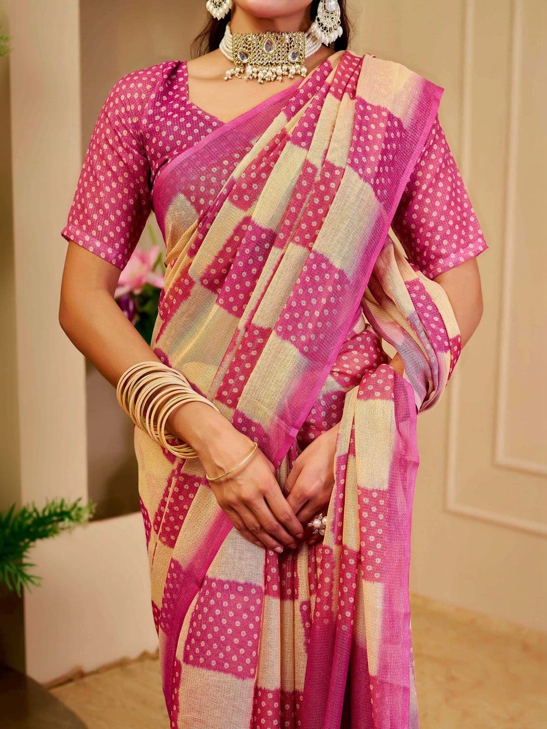 Maroosh Checked Silk Cotton Handloom Saree thumbnail 5