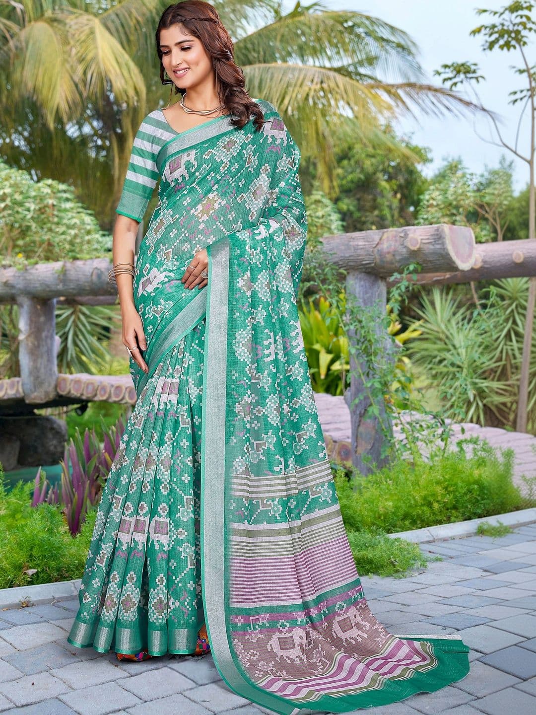 HERE&NOW Floral Saree - view 1