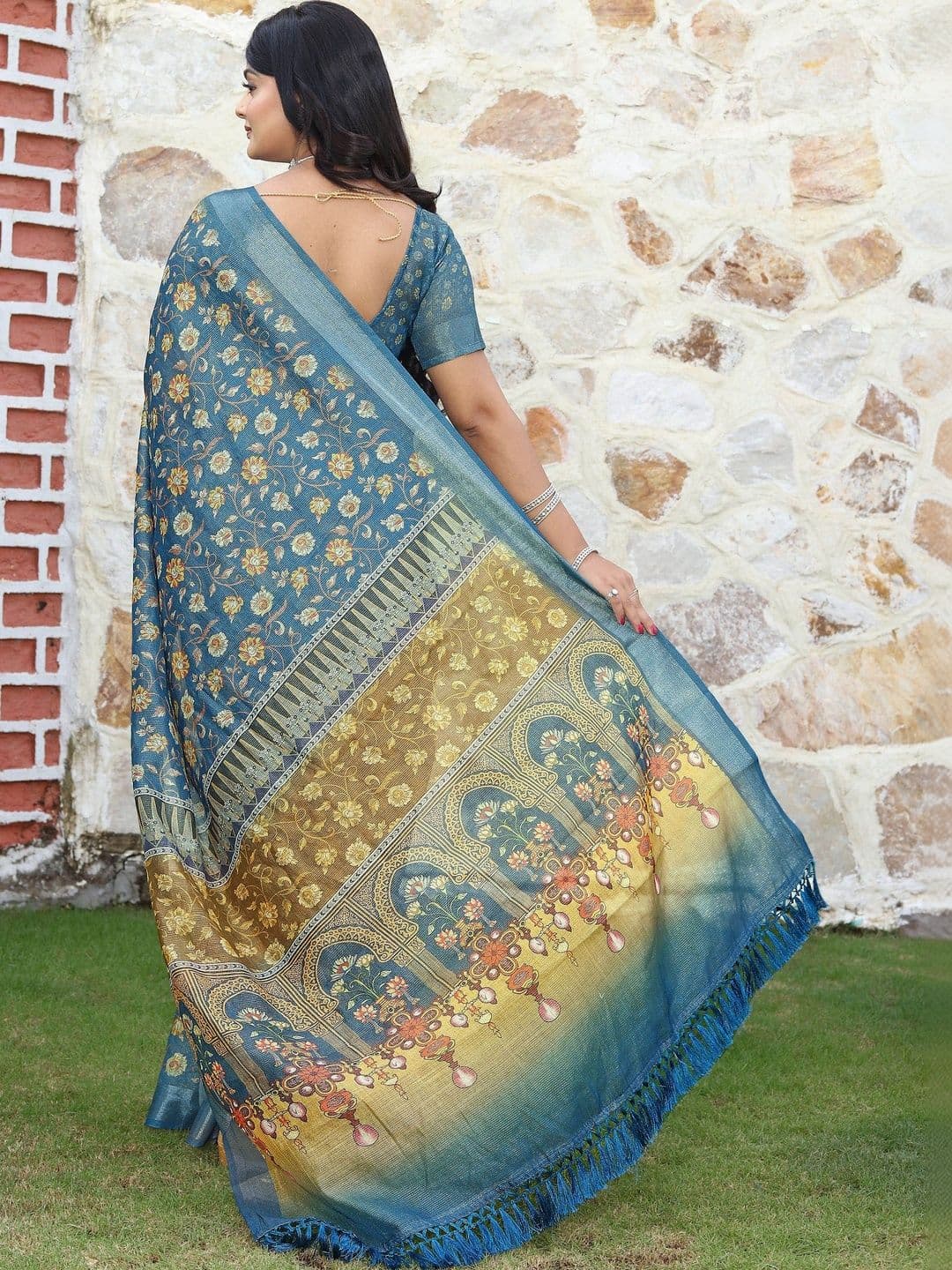 HERE&NOW Women  Floral Silk Cotton Handloom Saree thumbnail 2
