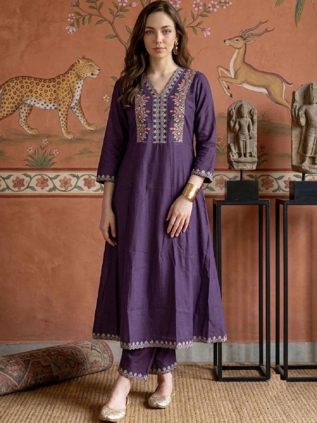 Sangria Women Embroidered Regular Thread Work Pure Silk Kurta with Trousers & With Dupatta thumbnail 4