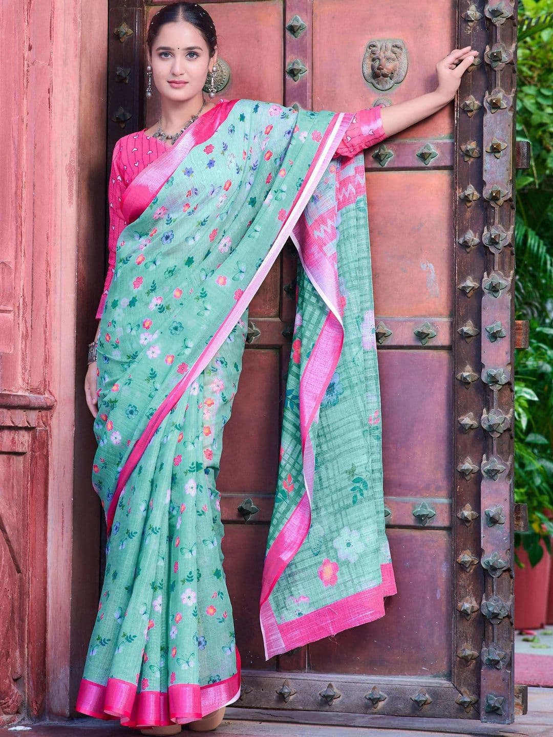 Maroosh Floral Saree thumbnail 2