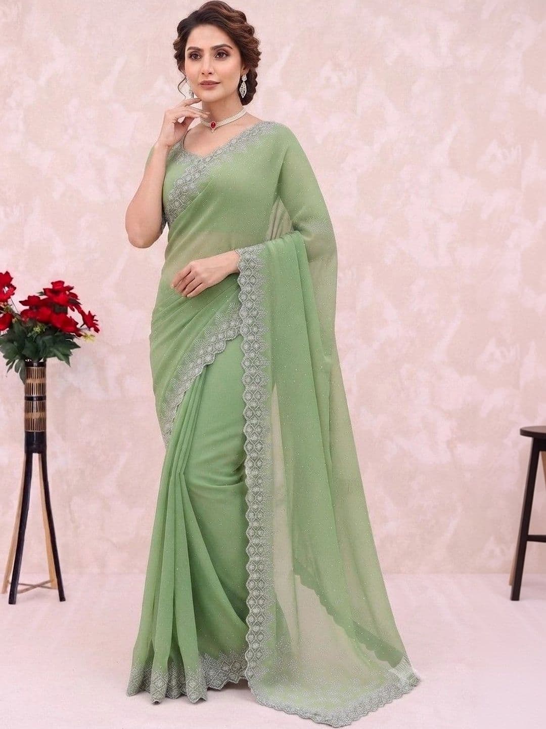 SmileyFashion Women Pure Georgette Saree thumbnail 4