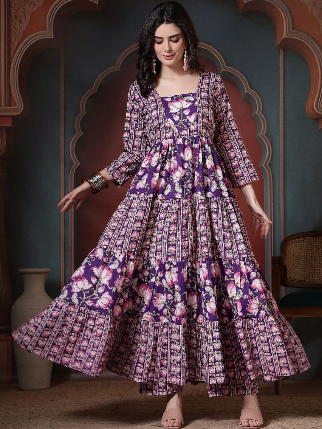 Sangria Women Floral Printed Tiered Pure Cotton Kurta with Trousers & With Dupatta thumbnail 3