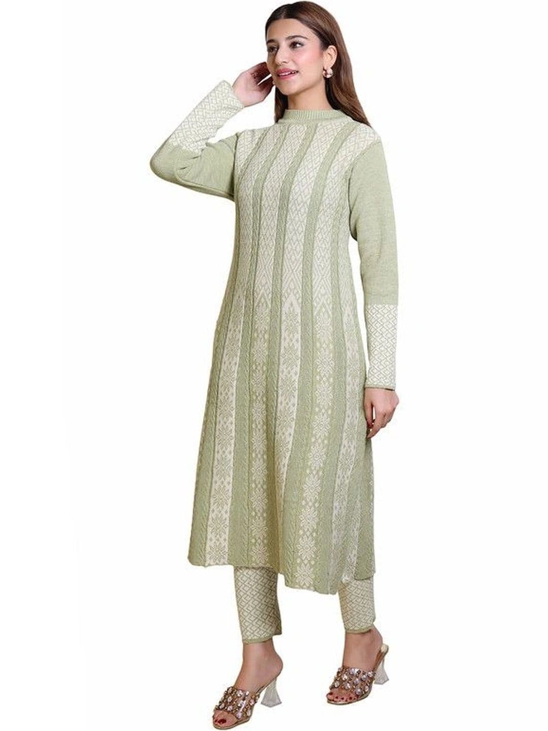 GRAND-LINE Women Ethnic Motifs Regular Kurta with Trousers thumbnail 2