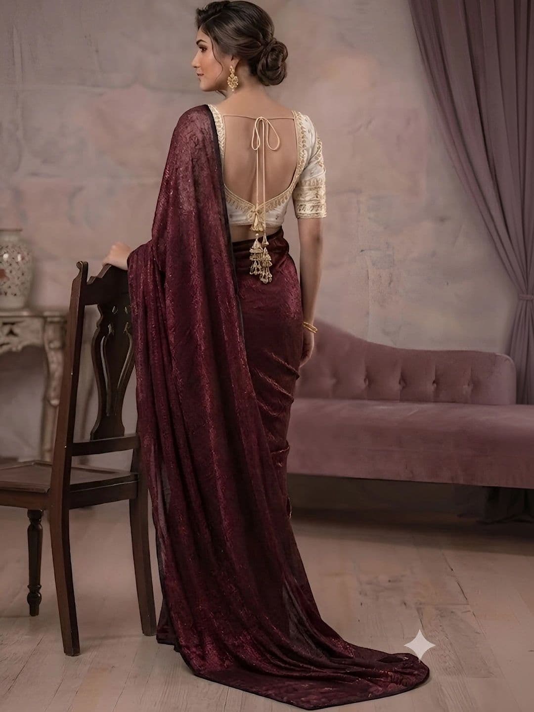 VRAGI Embroidered Saree thumbnail 3