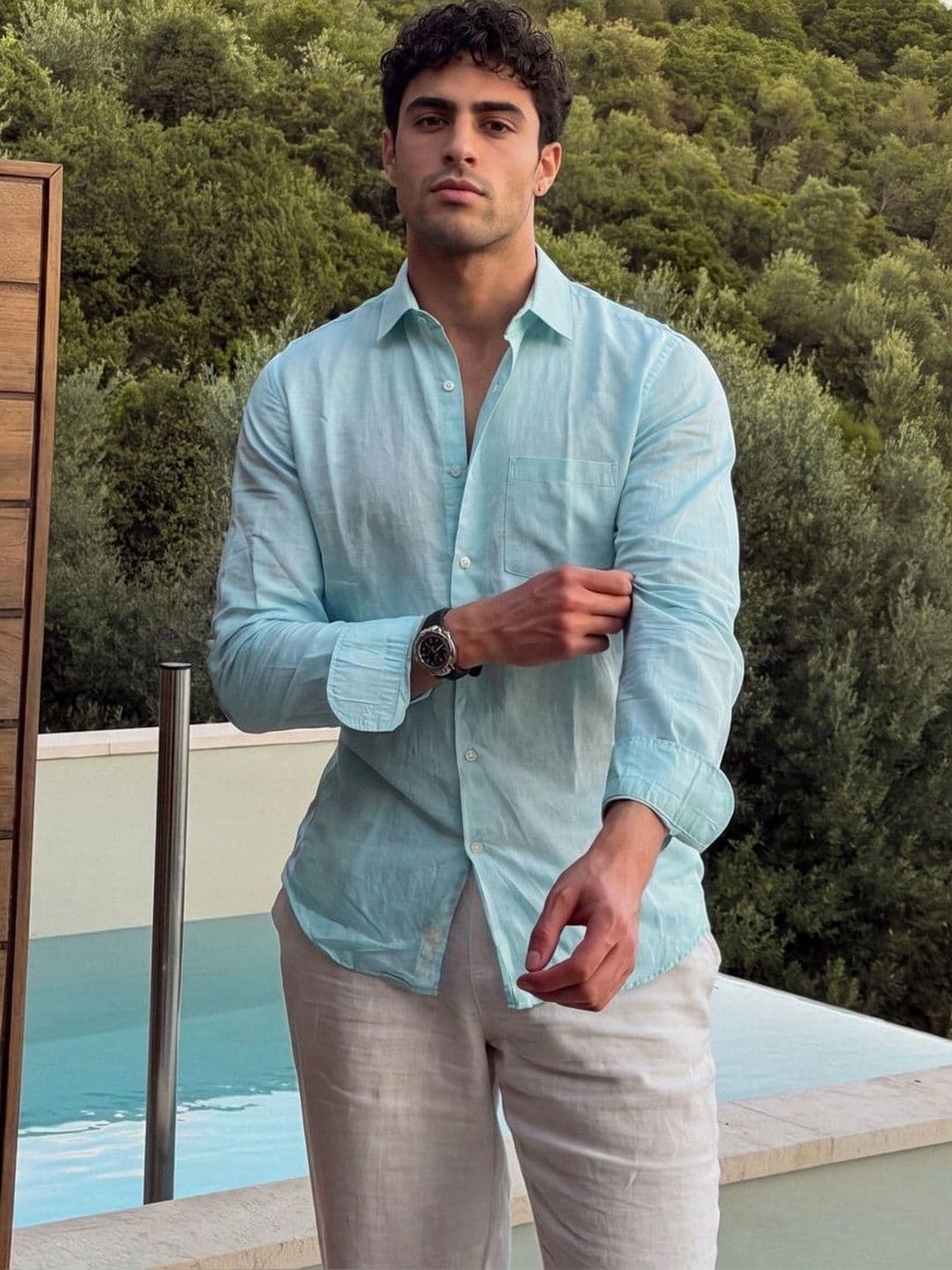 Urban Scissors Men Slim Fit Casual Shirt with Spread Collar - view 1