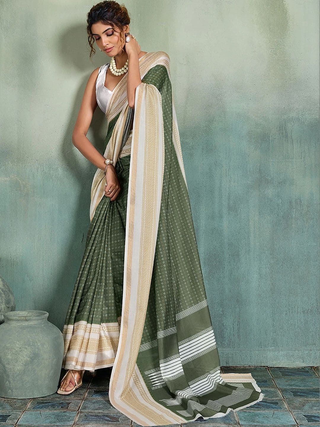 KALINI Designer Block Print Saree thumbnail 6