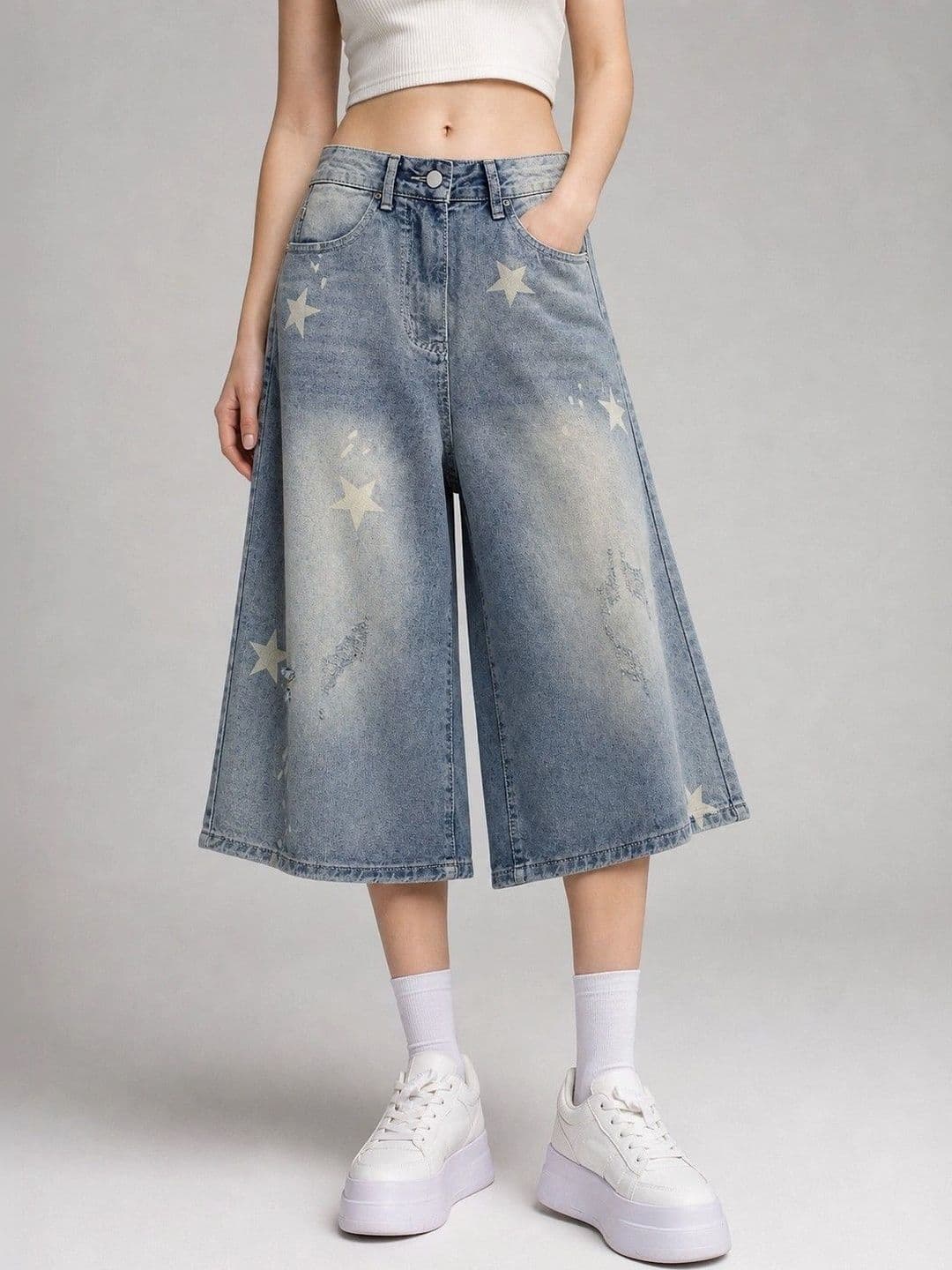 Suo Women Wide Leg Low-Rise Low Distress Printed Jeans thumbnail 3