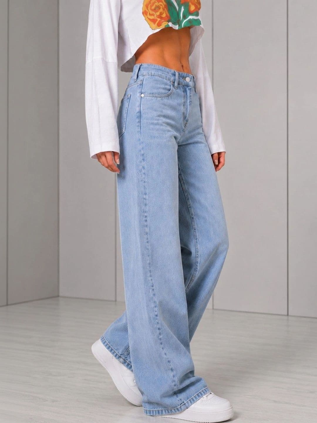 DressBerry Women Comfort Wide Leg High-Rise Light Fade Stretchable Jeans thumbnail 2