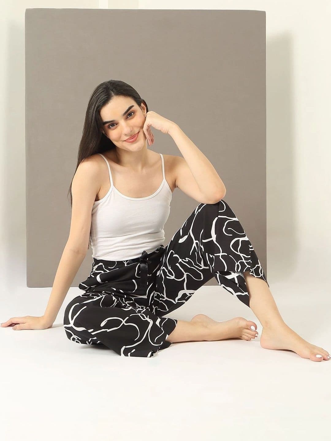 Sweet Dreams Women Printed Knitted Palazzos thumbnail 4
