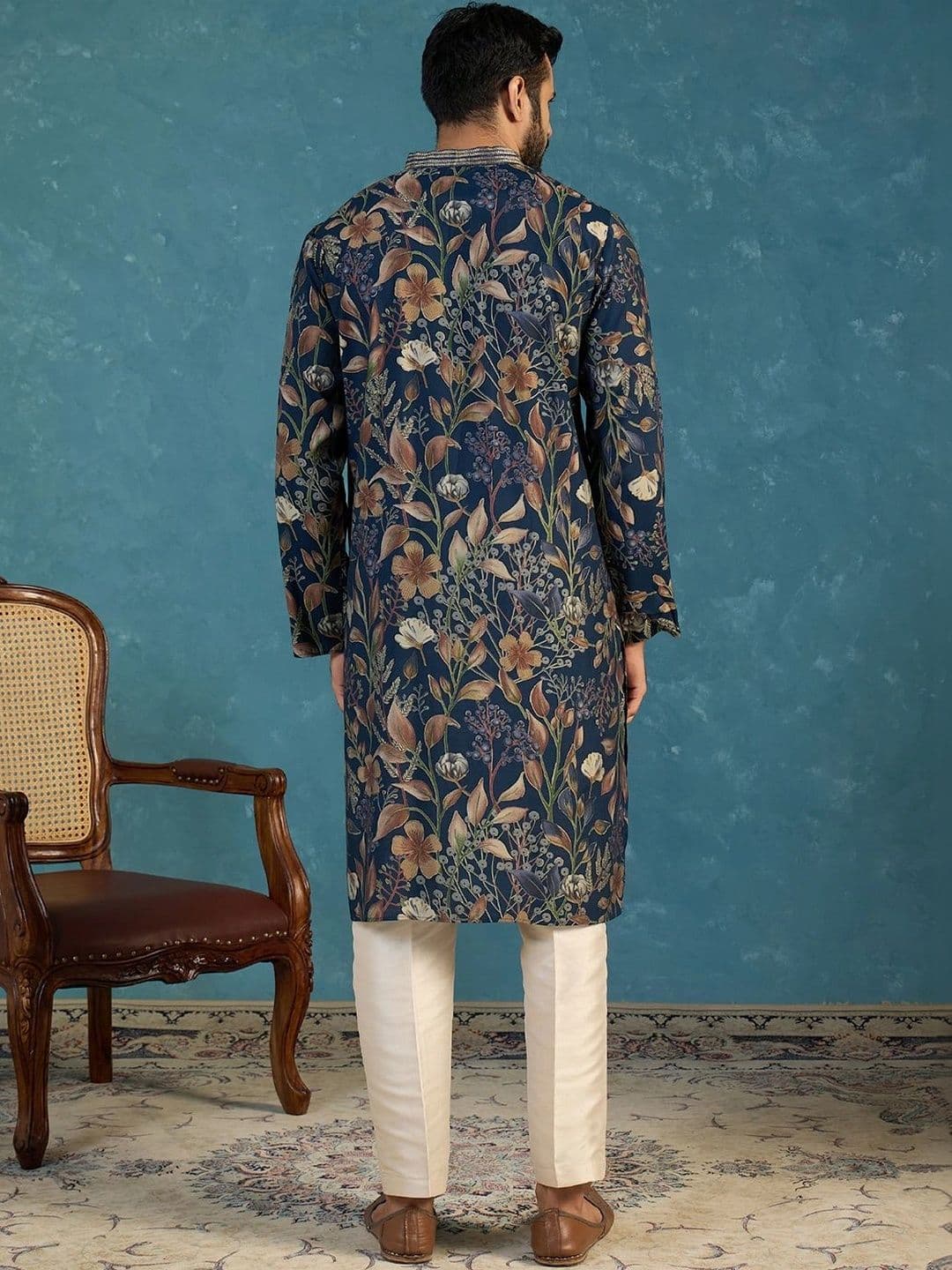 House of Pataudi Men Floral Printed Thread Work Floral Kurta thumbnail 4