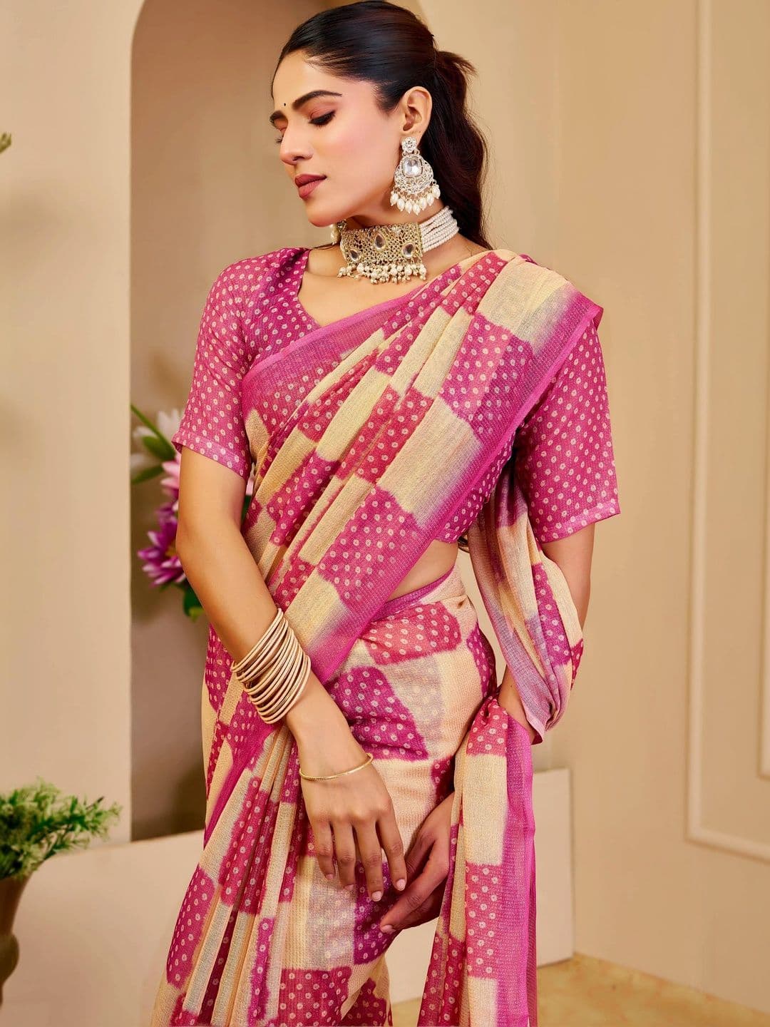 Maroosh Checked Silk Cotton Handloom Saree thumbnail 2