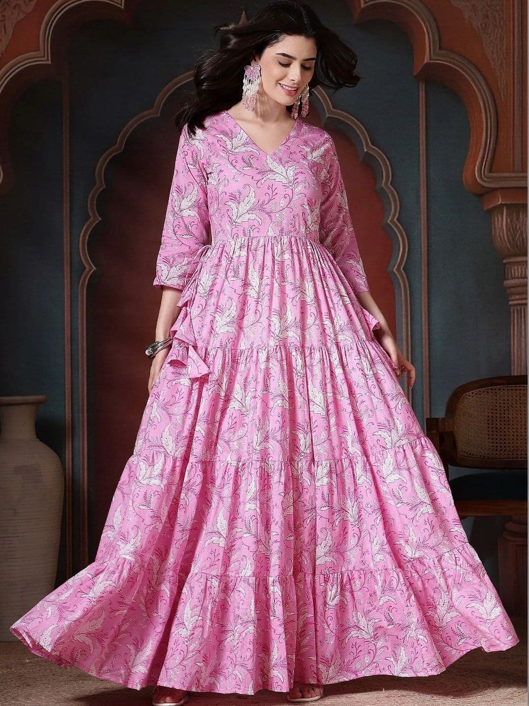 Sangria Women Floral Printed Floral Kurta thumbnail 7