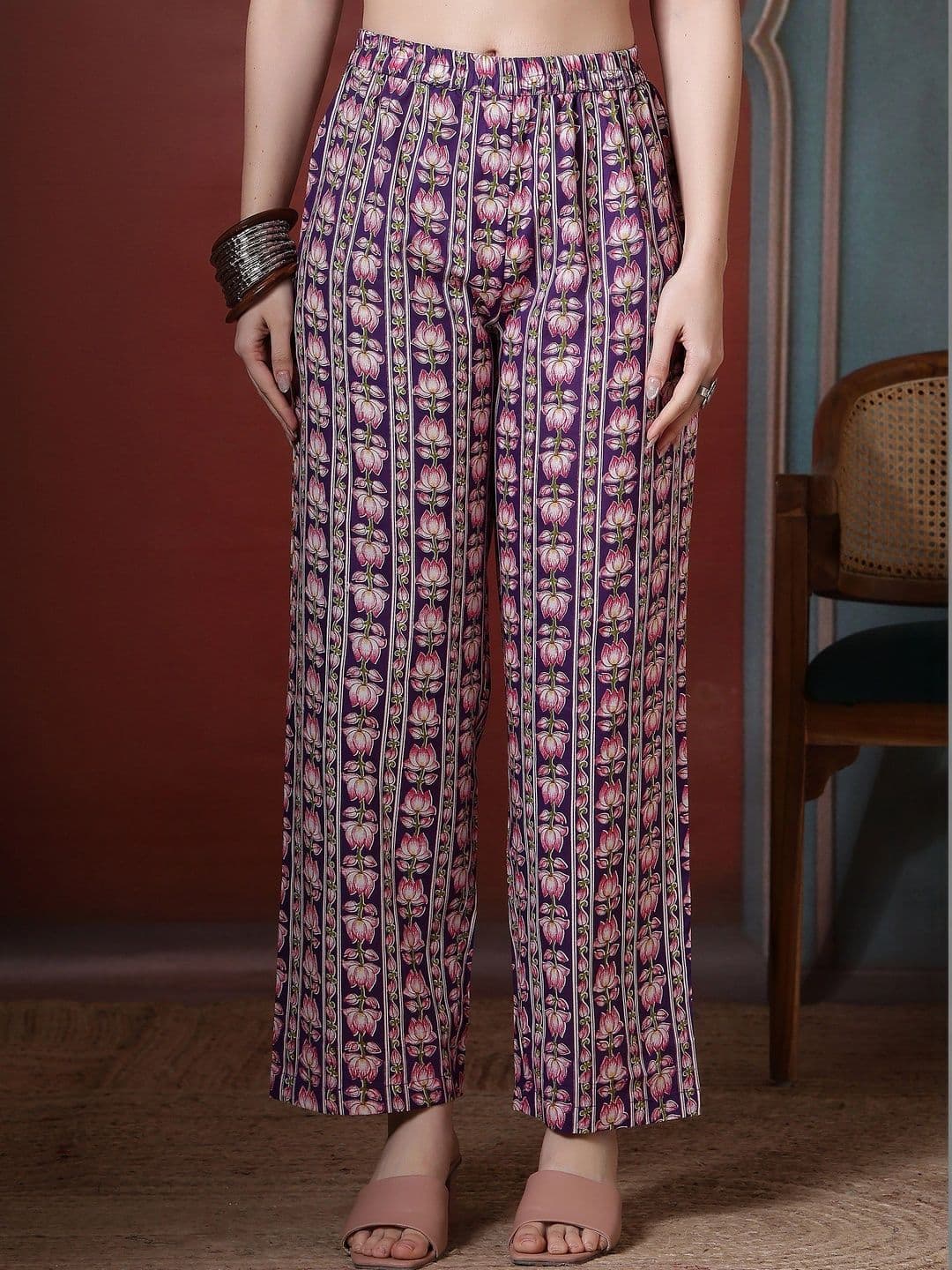 Sangria Women Floral Printed Tiered Pure Cotton Kurta with Trousers & With Dupatta thumbnail 2