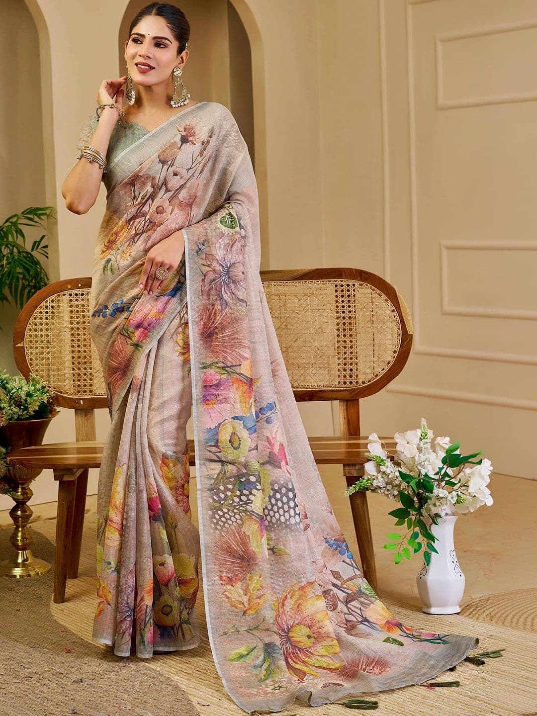 Maroosh Women  Floral Silk Cotton Handloom Saree - view 1