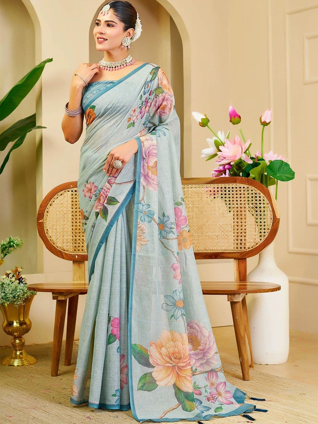 Maroosh Floral Silk Cotton Handloom Saree thumbnail 5