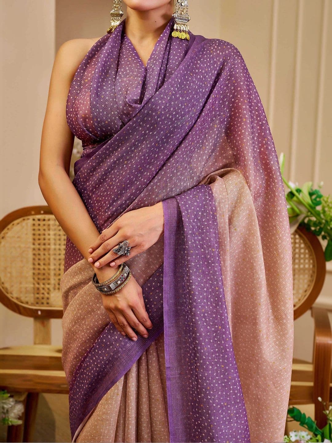 HERE&NOW Women Ombre Silk Cotton Handloom Saree thumbnail 3