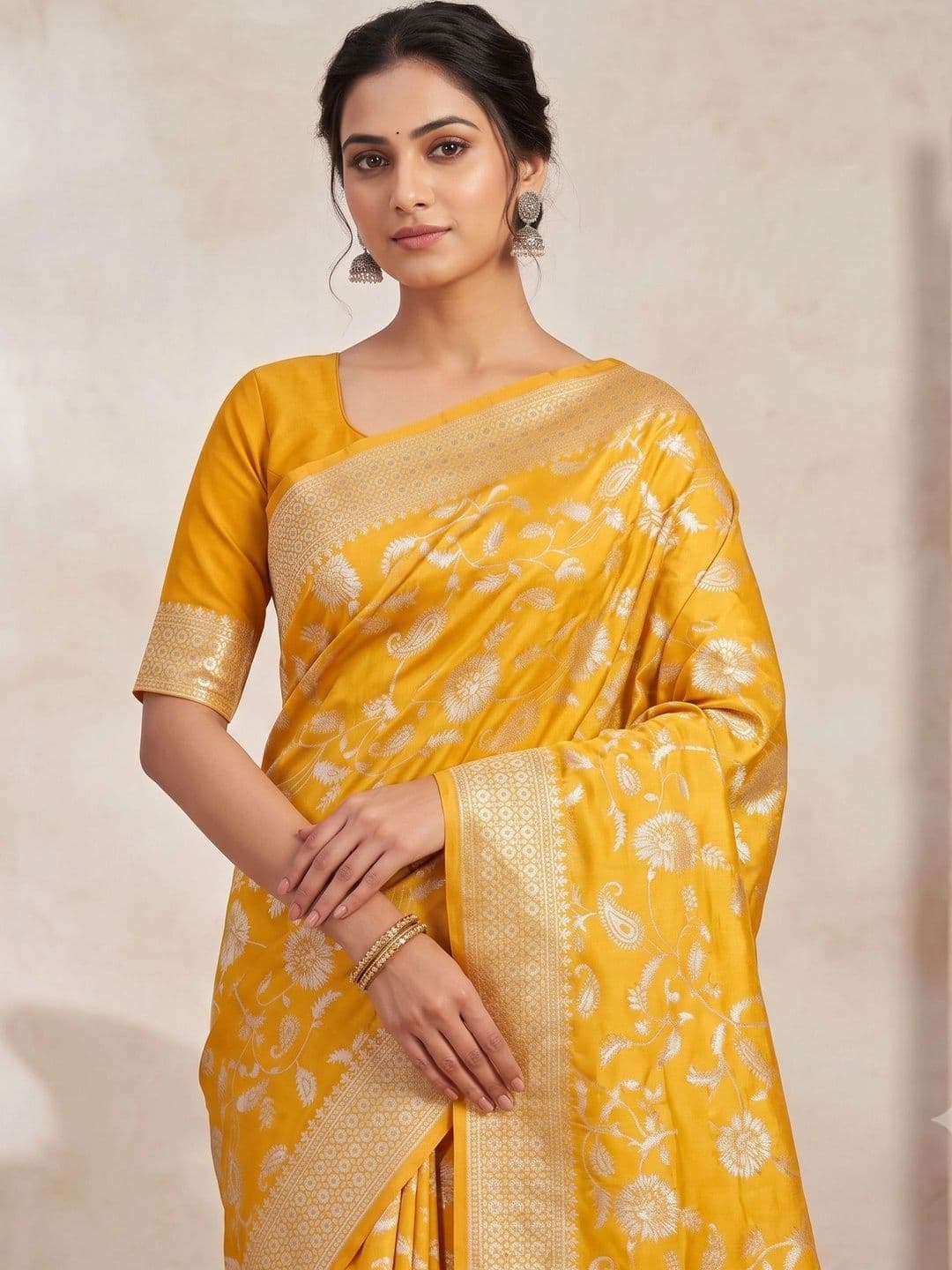 Milvia Ethnic Motifs Zari Silk Blend Designer Banarasi Saree thumbnail 4